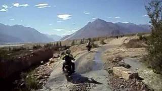 preview picture of video 'mototouringon2wheels.com - Ladakh Motorcycle Tour - Manali - Leh Ladakh - Himalaya on Wheels'