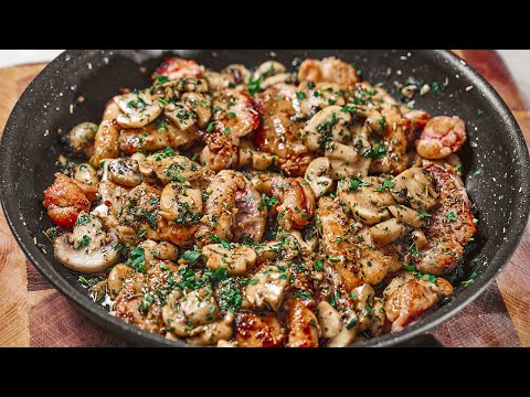 The tastiest Garlic Mushroom Chicken Thighs Recipe you can make at home!