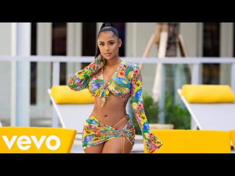 Lil Wayne – Pretty feat. Akon, Wiz Khalifa (Official Video)