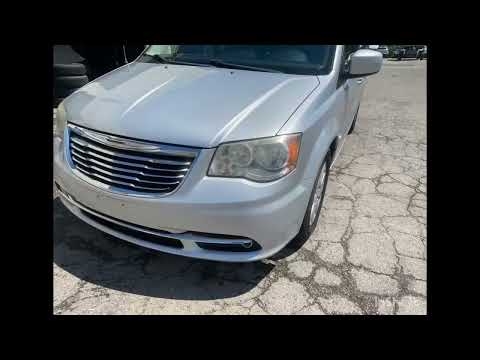2012 Chrysler Town & Country 4dr Wgn Touring w/Leather in Silver for sale at Finch Chrysler Dodge Jeep Ram Ltd in London, ON