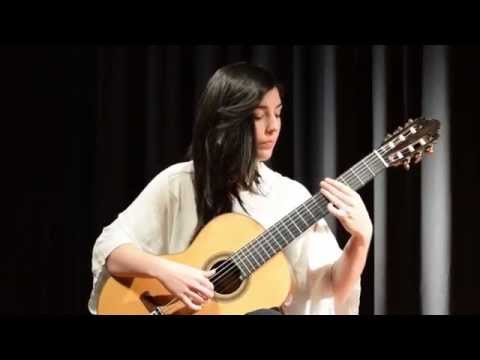 Andrea González Caballero plays "En los Trigales" (Joaquín Rodrigo)