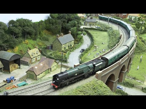 Wellbridge Layout Running Session | Crawley Model Railway Society