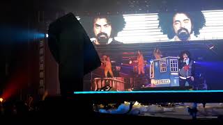 Caparezza 8 di 21  ancona 2017 L uomo che premette