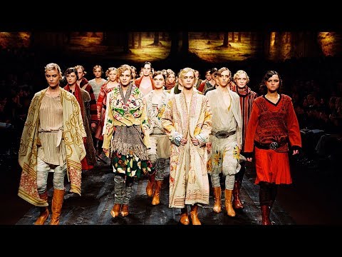 DRIES VAN NOTEN 040 Women’s Autumn/Winter 2002-2003 Fashion Show