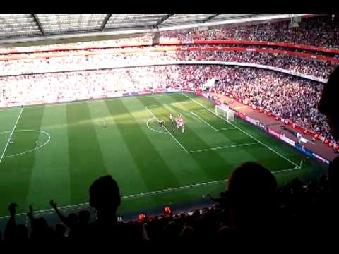 Arsenal 1 Liverpool 1 :  17/04/2011 Both Goals (from the stands) Late Kuyt and Van Persie penalties