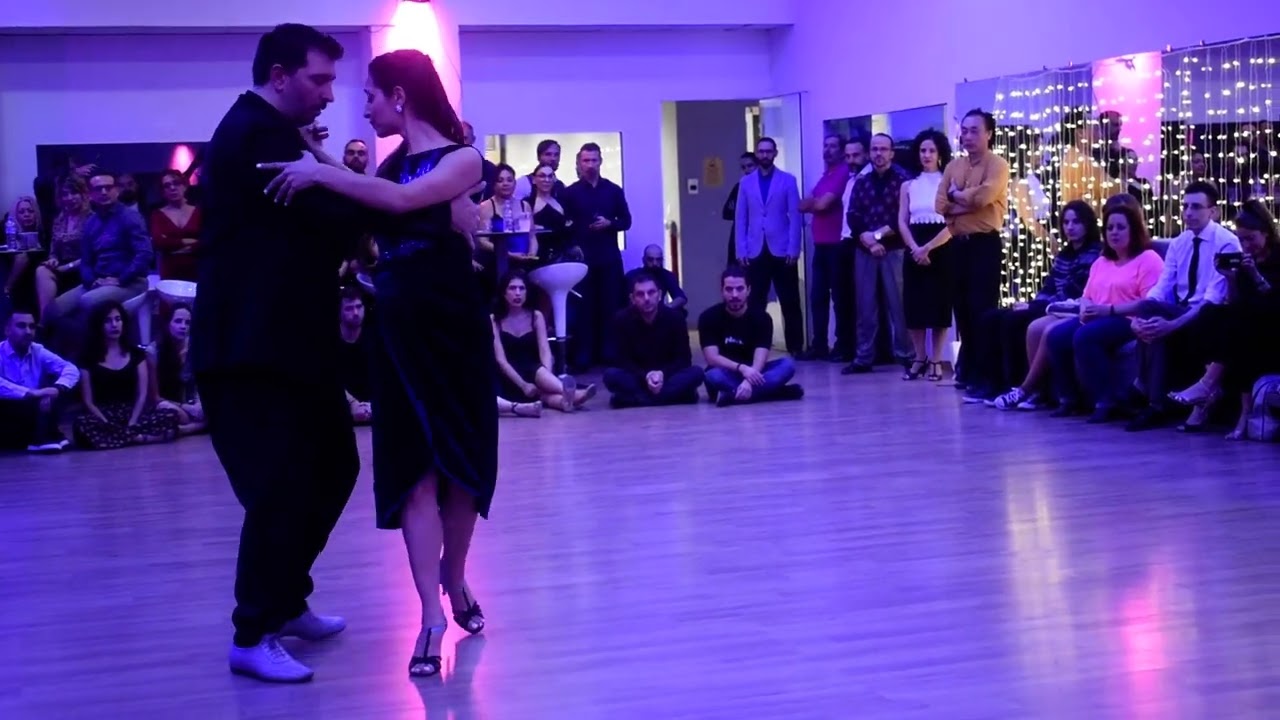 Por la vuelta - Christos Glossis - Magda Voukelatou Thessaloniki 18-11-2022 1/3