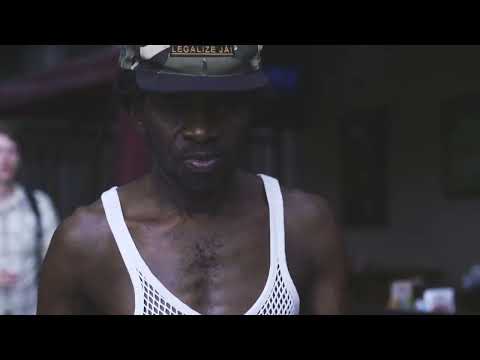 Jeru Banto- (Nos porcos não crescerão asas jamais)