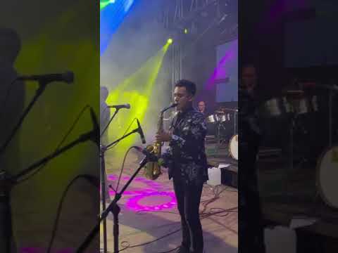 el pañuelito rojo autor: Tomas Herrera Arias