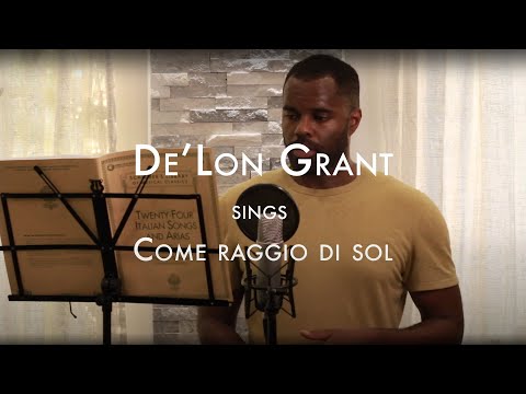 De'Lon Grant sings "Come raggio di sol"