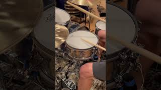 Video thumbnail for Latin Snare Faceoff! LP vs Pearl #snaredrum #latinmusic #drumtuning #drumsounds #strajkstudios by STRAJK Studios