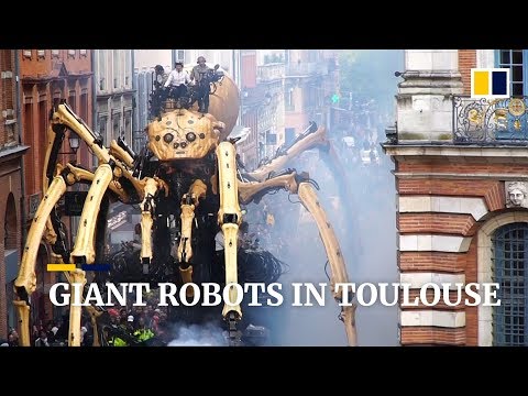 Giant robots roam the streets of France’s Toulouse