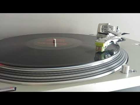 Commodo Gantz Kahn - Bitchcraft vinyl on 1200 mk2