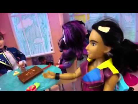 Decendants Mal Turns Evil?