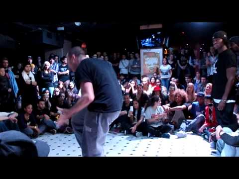 BERLIN's BEST SOLO DANCER am 17.12.2011 - POPPING JUDGE * 2FACE *