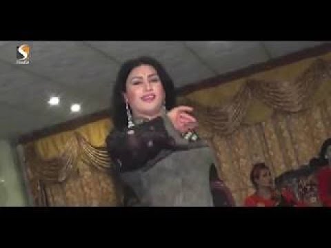 Shemale Perform On Ang Ang Pharkay Mera : Shemale Night Party