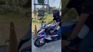 Download lagu LOUD BMW S1000RR Akrapovic GP Exhaust System mp3