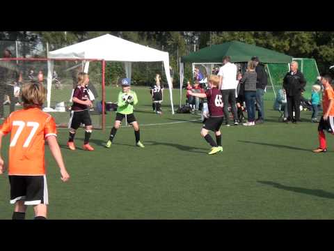 Fotboll: Helenelund (vit) - Sportfältet nord (1) 20/9-14