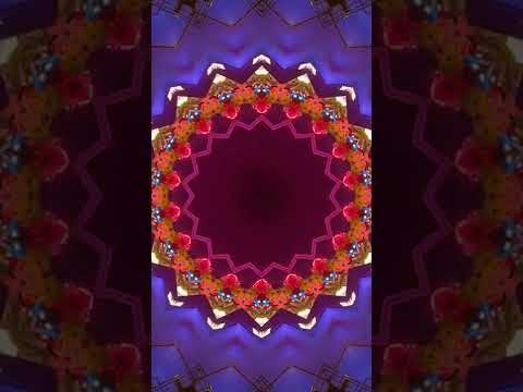 Psychedelic Kaleidoscope Fractal Zoom for Screensaver and Meditation