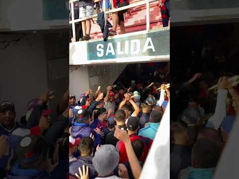 "UNA GITANA HERMOSA | San Lorenzo de Almagro" Barra: La Gloriosa Butteler &bull; Club: San Lorenzo