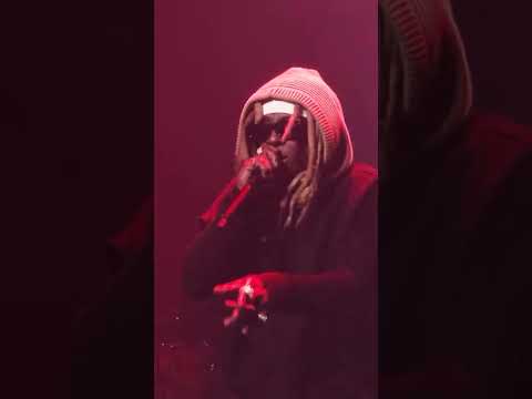 Lil Wayne performs "Tha Mobb" live in Milwaukee