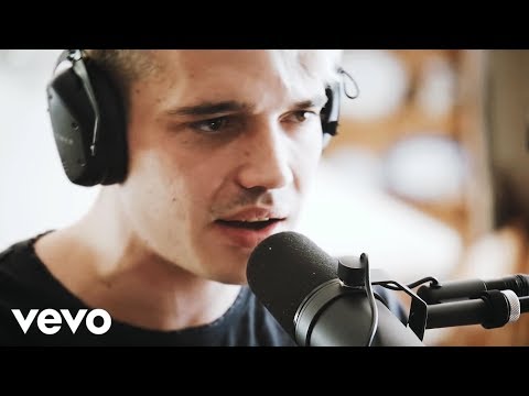 Video thumbnail for Ghost (Acoustic)