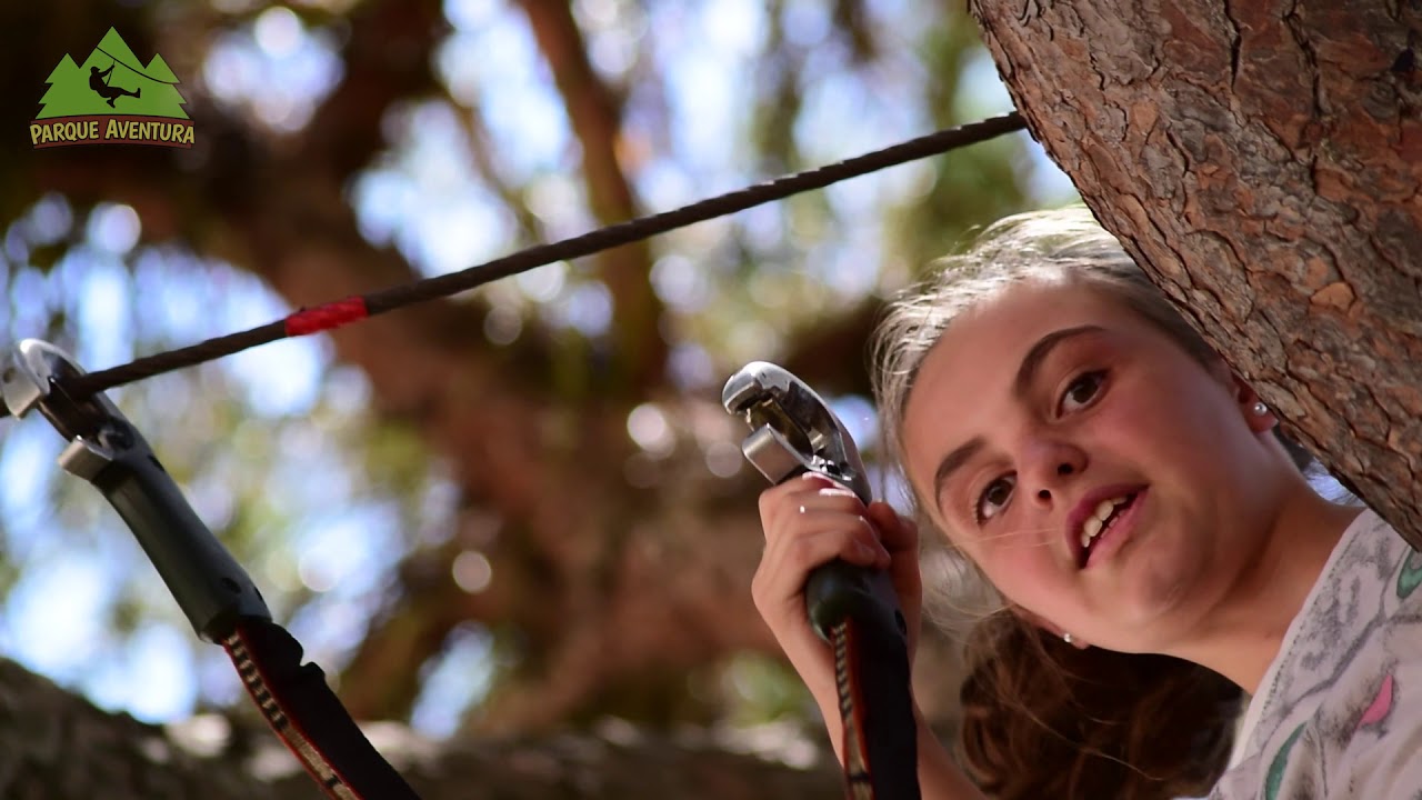 Discover captivating peek of adventure at Parque Aventura.