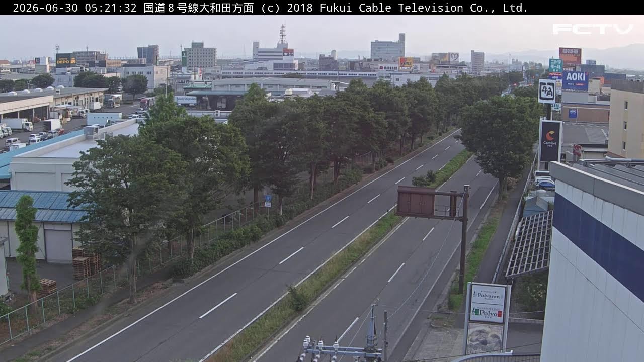Live webcam view of National Route 8 towards Owada