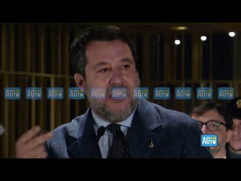 Roma, nuove stazioni di Metro C. Salvini: «Perché la metro unisce e il ponte sullo Stretto divide?»