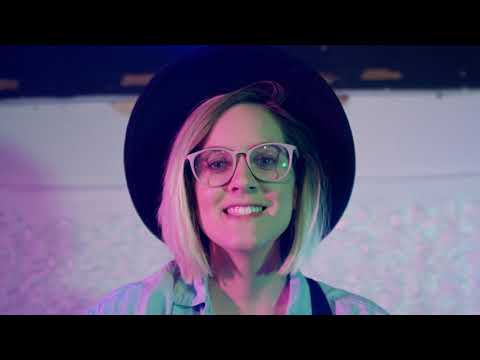 Julie Elody - Relatable feat. Honorebel [Official Video]
