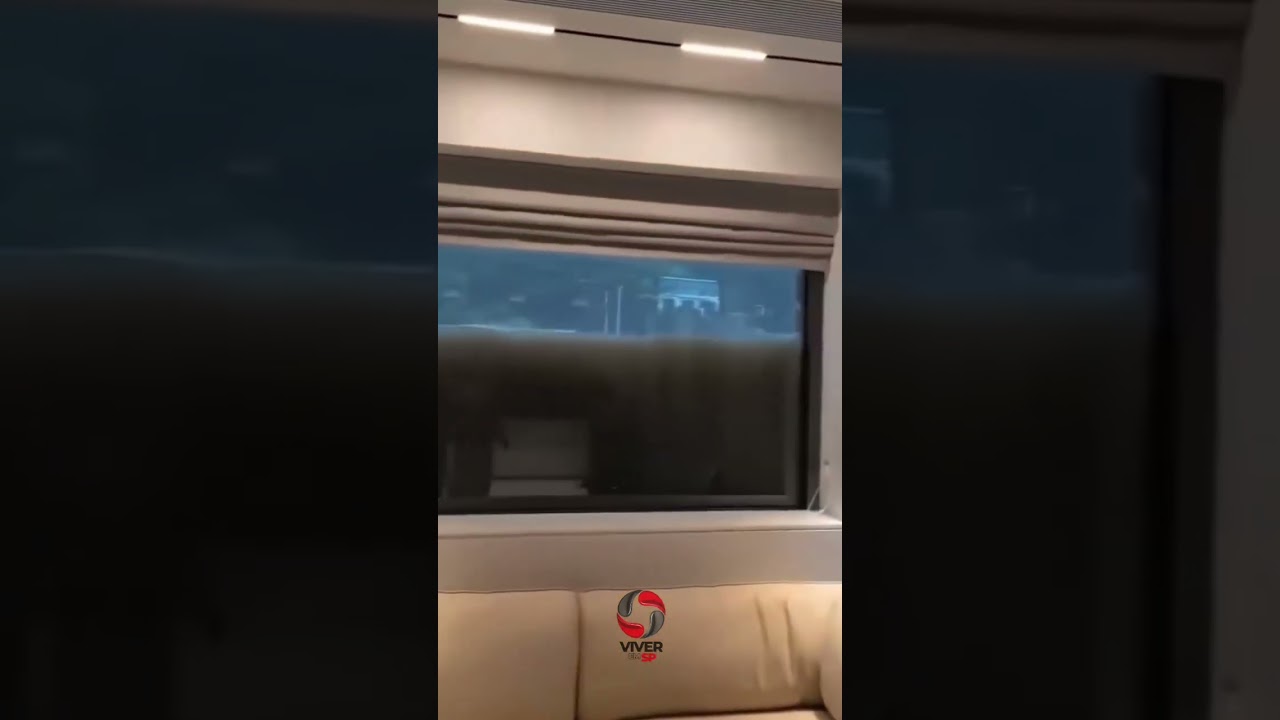 Tufão Dolphin destrói casas e provoca evacuação de mais de 1 milhão de pessoas na China.