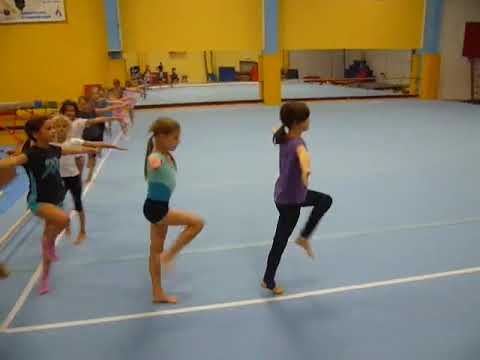 Teamgym z T.J. Sokol Praha Královské Vinohrady na soustředění v Liberci v srpnu 2012