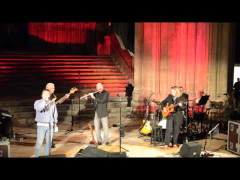 Bruce Dickinson and Ian Anderson - Revelations (Multicam HD)