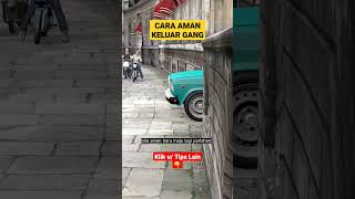 Download lagu DANGER Narrow Streets - How to Drive Safely 🏘️ mp3
