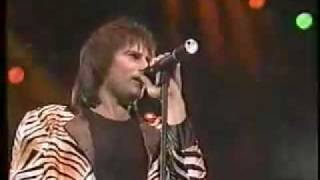 SURVIVOR BURNING HEART LIVE EN VIVO ROCKY