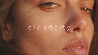 Lou Val – The Earth Stood Still