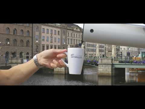 Coffee break at Södra Hamngatan