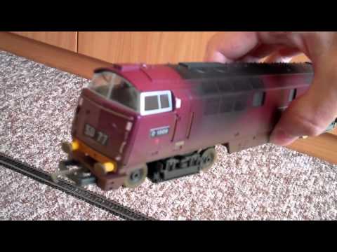 Hornby Class 52 D1009 "Western Invader". Maroon weathered edition