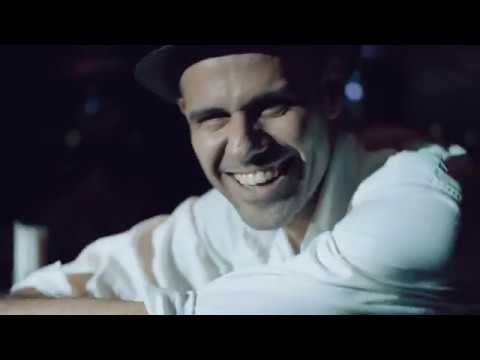 Joan Vázquez - Em Posen Molt Més Els Teus Ulls (Video Oficial)