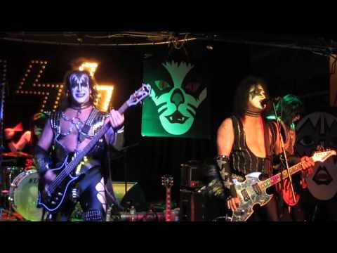 092615 KISS Alive! NYC: I Stole Your Love