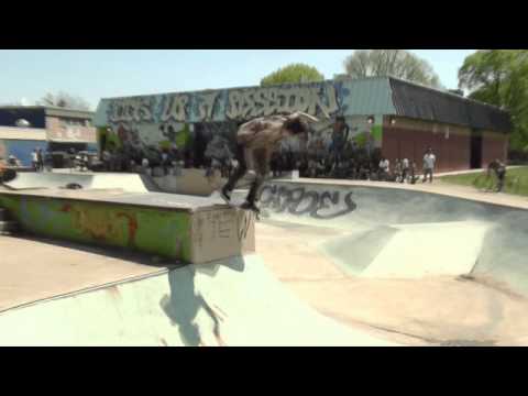 download lagu mp3 mp4 Carroll Park, download lagu Carroll Park gratis, unduh video klip Carroll Park