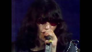 Ramones - I Just Want To Have Something To Do TV Show 1979