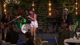 Molly Sandén - Like No One&#39;s Watching @Sommarkväll med Rickard Olsson 25.07.15.