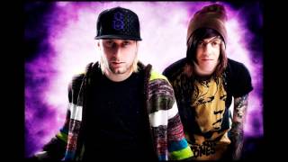 Breathe Carolina- Riot [NEW SONG 2013-HD!]