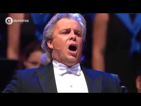 The New Symphonics | Viva Classic Live 2015|  Zij gelooft in mij