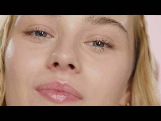 Video Teaser für 04 I Love Extreme Crazy Volume Mascara Waterproof Brown MASTER