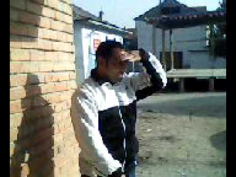 ROMEO NEBUNU     ZIS SI BROSCOIU