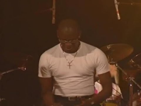 Larosemania  [Jolie Minou] - Dieudonné Larose & Klean Live à Paris (2005)