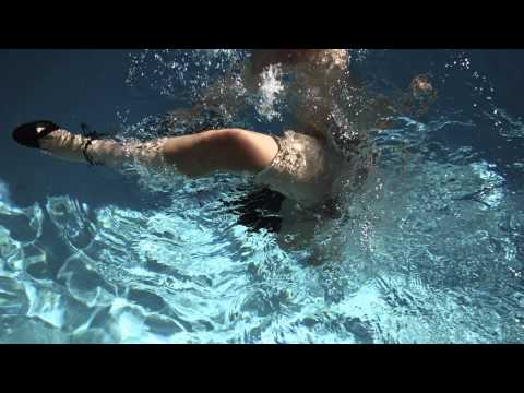 Video thumbnail for Beira de Piscina (Remix)