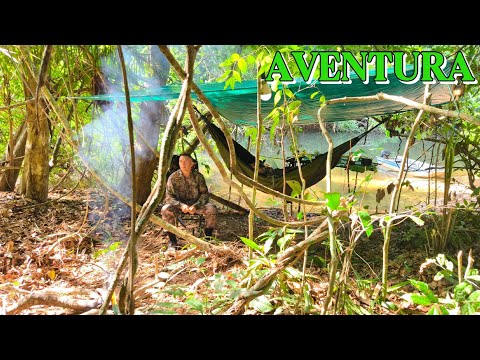 ABRIGO NA CHUVA: SOZINHO NO MEIO DA FLORESTA, PESCARIA EM UM RIO SELVAGEM“ 
