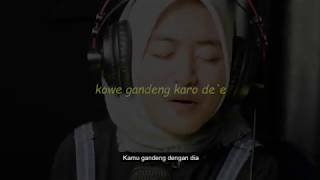 Download lagu Tak Ikhlasno - Woro Widowati (Terjemahan) mp3 Download lagu Tak Ikhlasno - Woro Widowati (Terjemahan) mp3